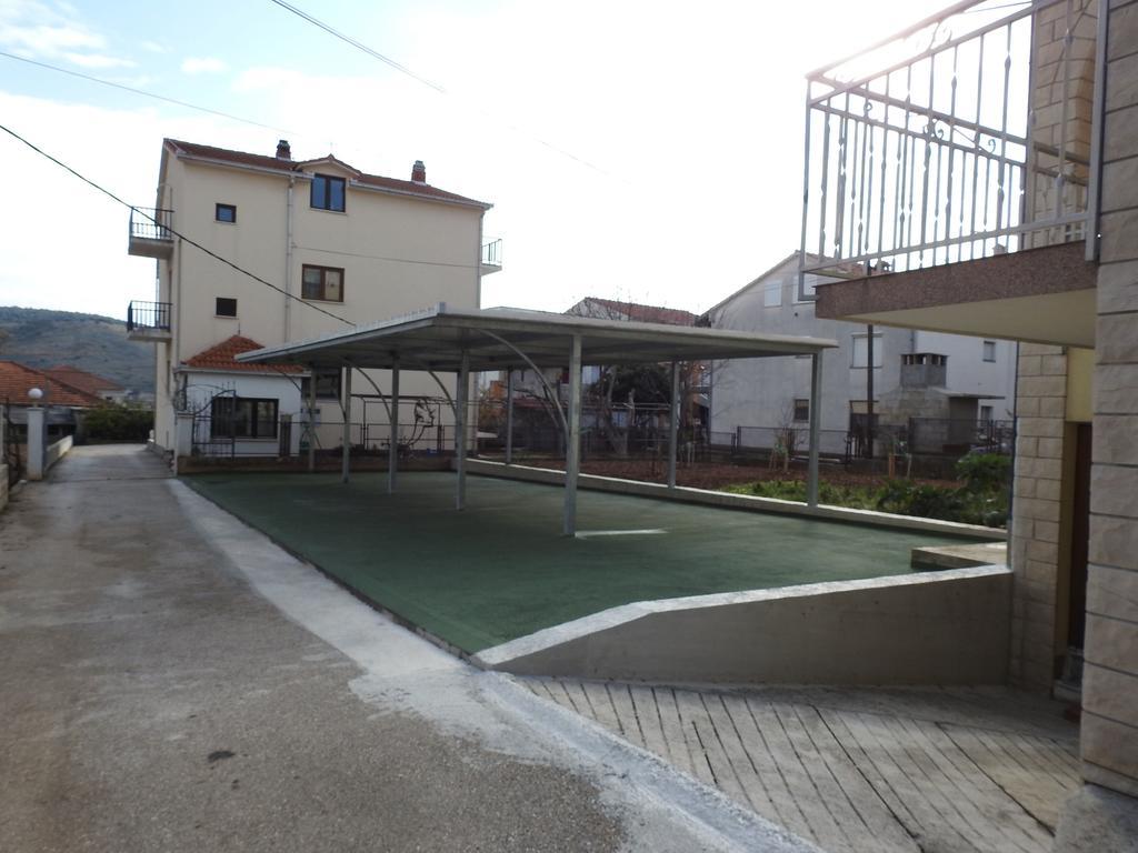 Apartament Marini *